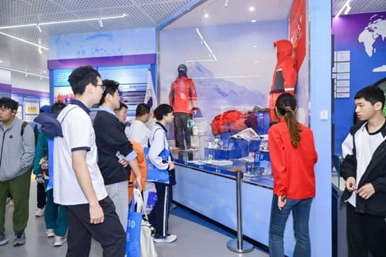 探海问地·智汇青岛 2025-2026学年全国中学生地球科学奥林匹克竞赛决赛圆满落幕 - 配图7